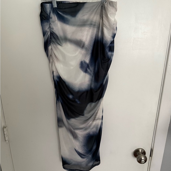 Dresses & Skirts - Australian Blue and White Sleeveless Dress